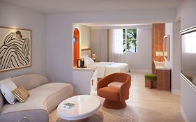 Royal Palm South Beach Miami, A Tribute Portfolio Resort
